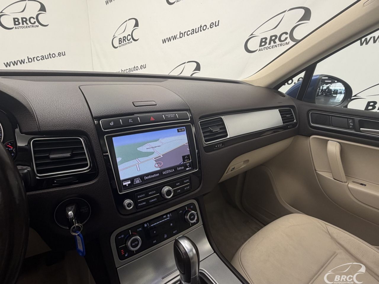 Volkswagen Touareg | 26