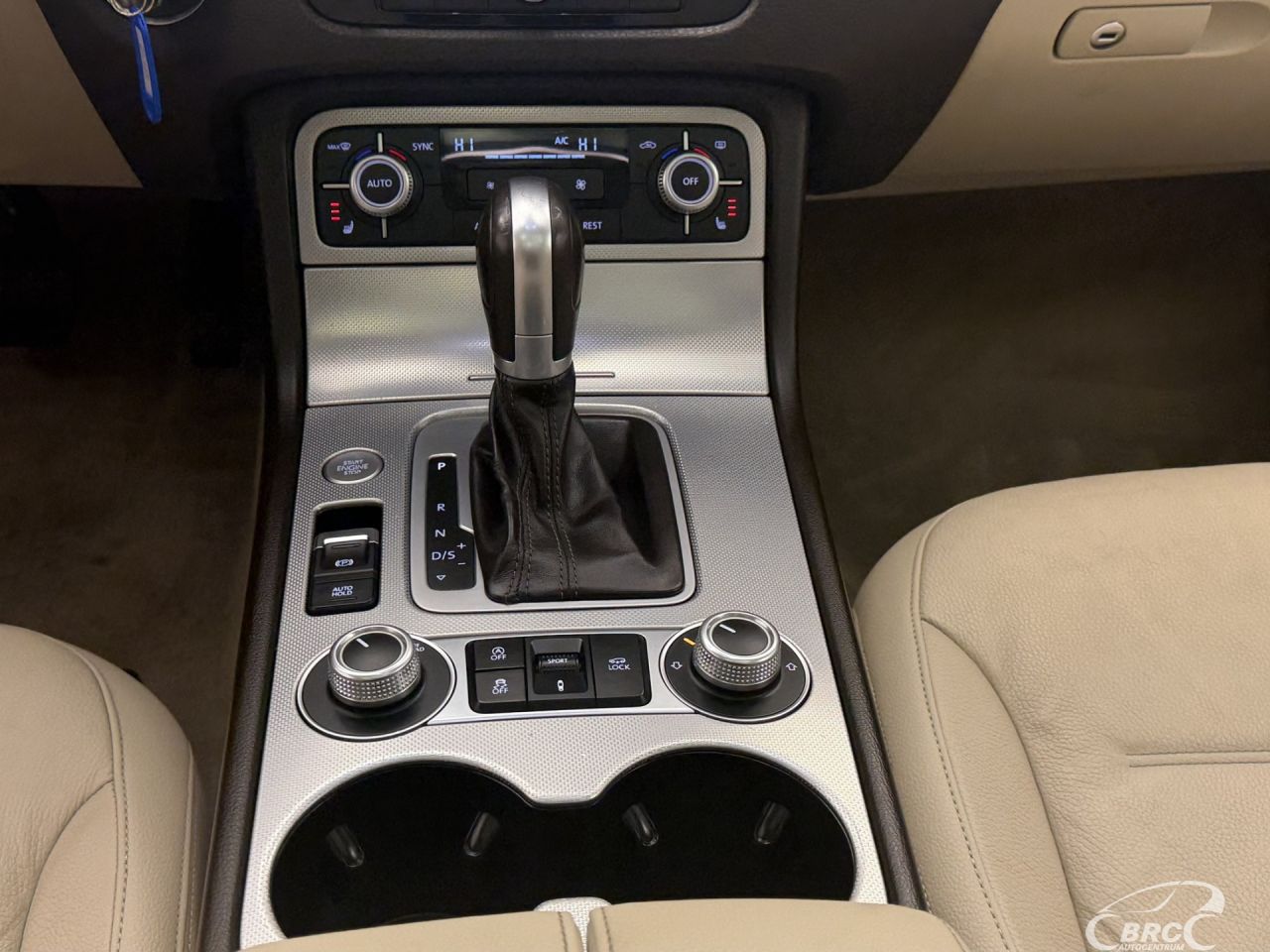 Volkswagen Touareg | 16