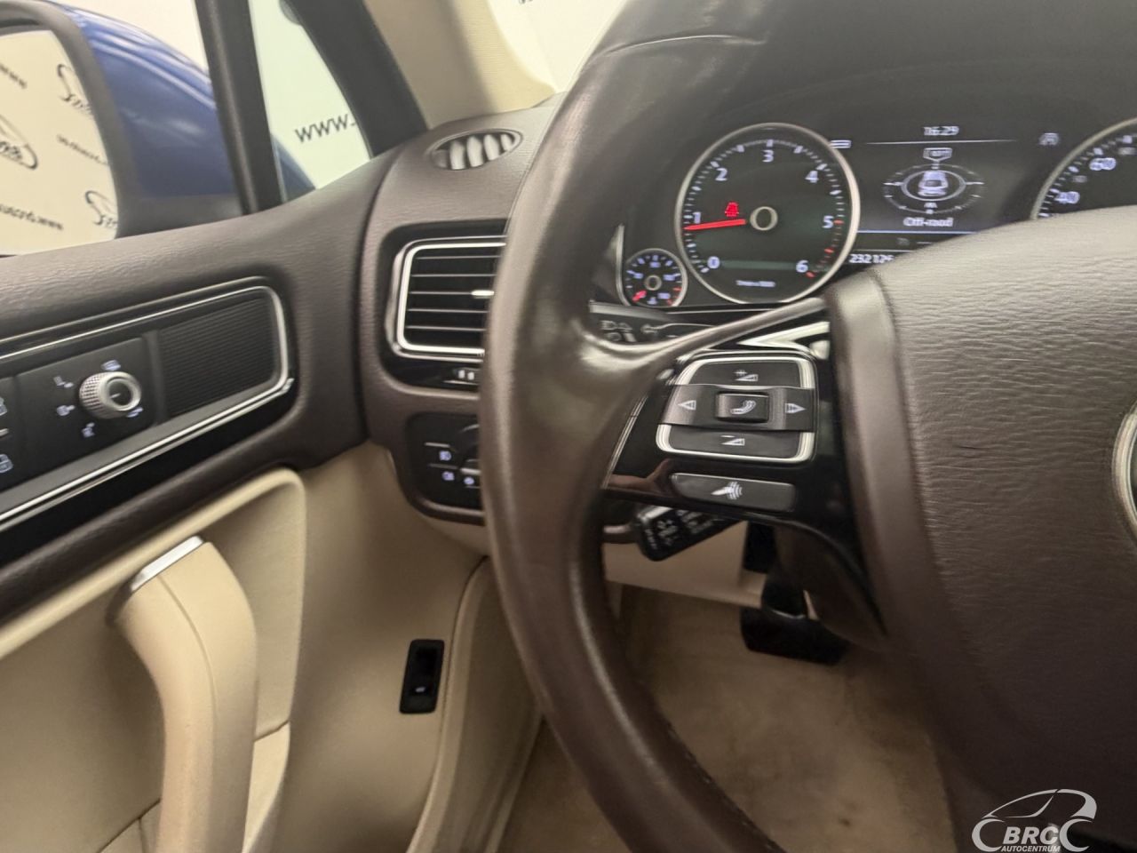 Volkswagen Touareg | 29