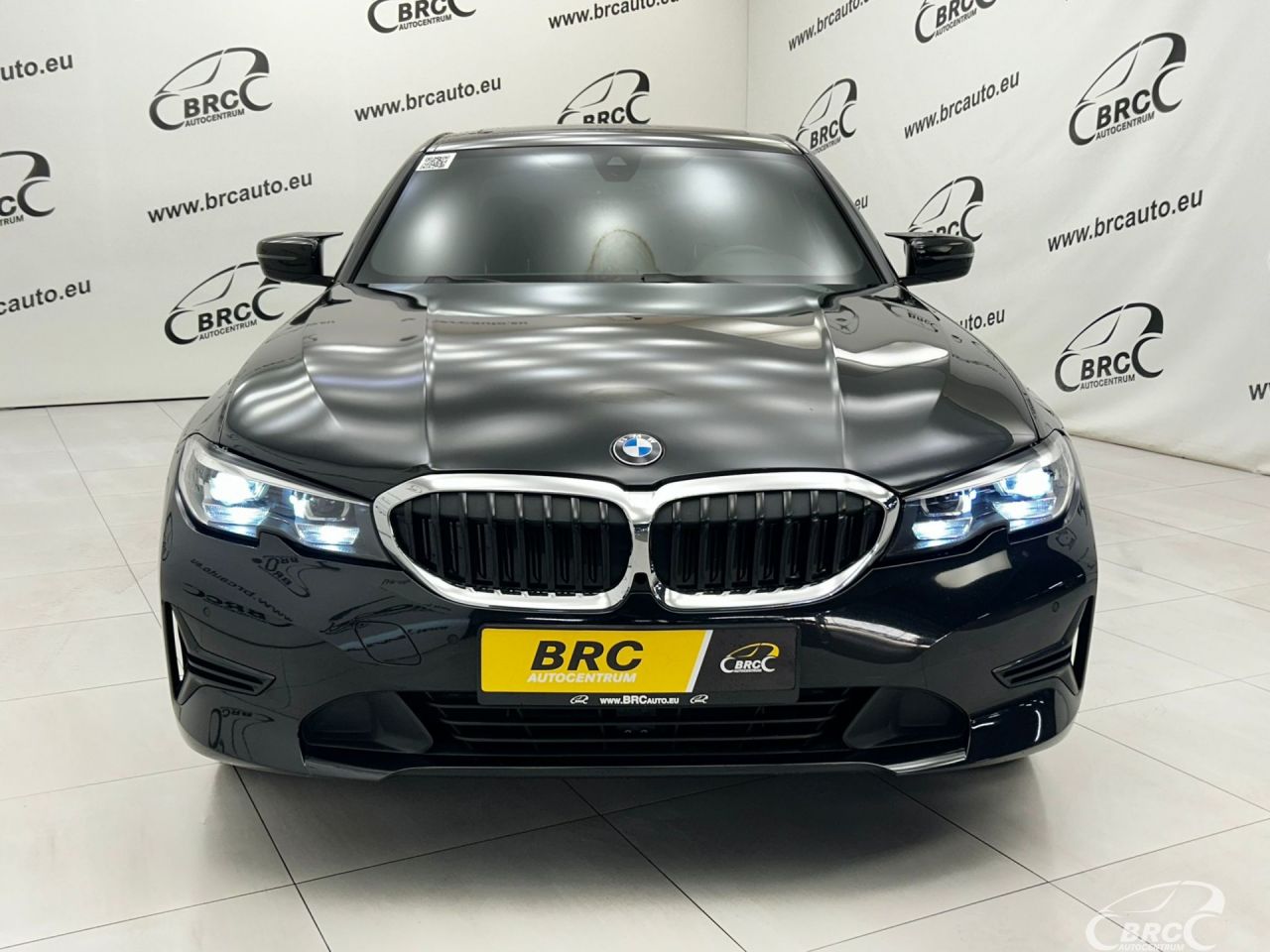BMW 330 | 26