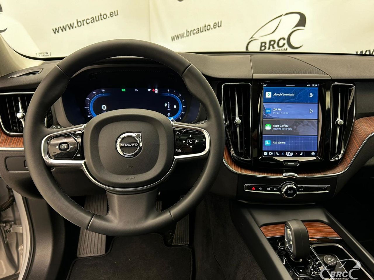 Volvo XC60 | 11