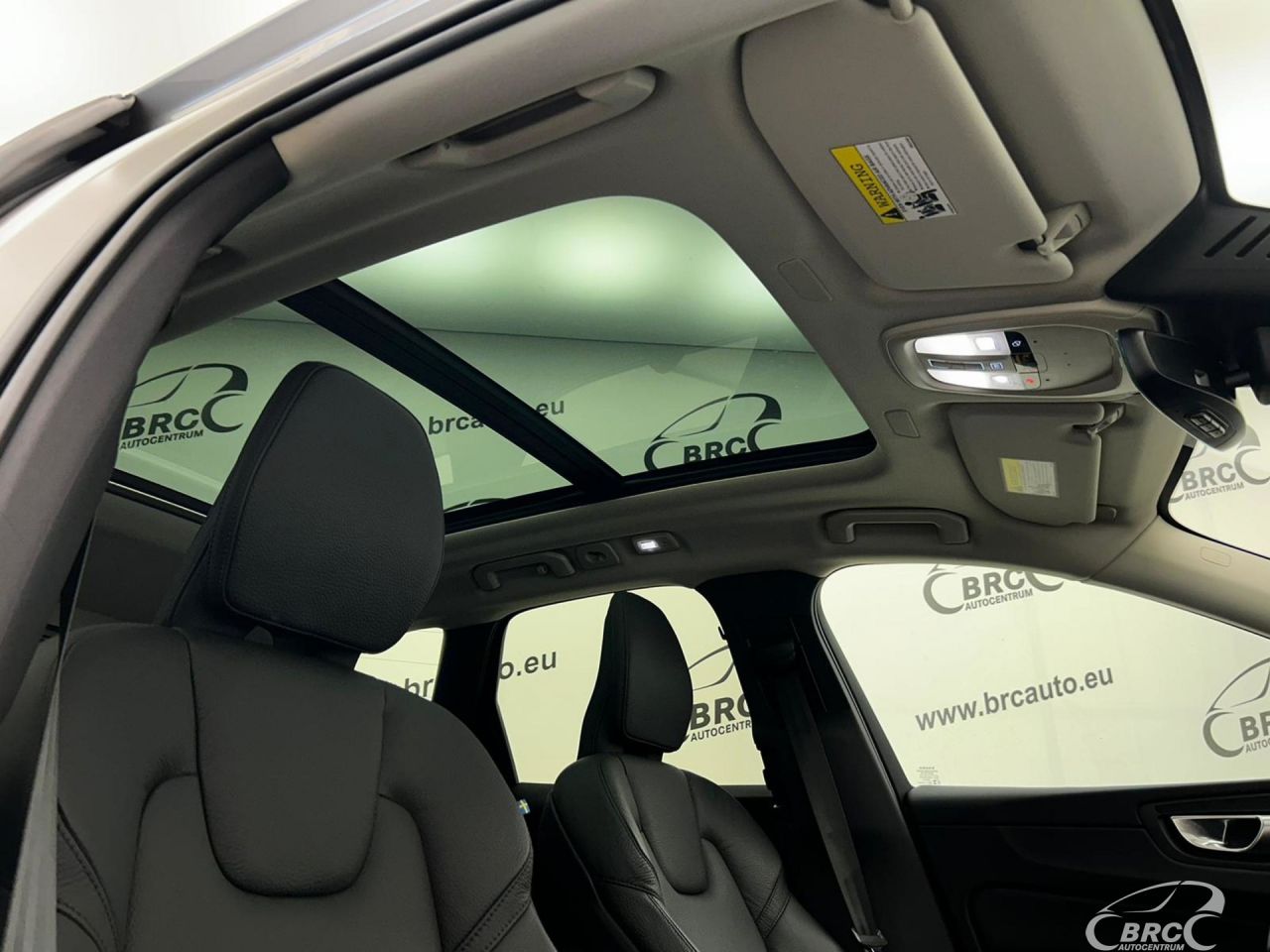 Volvo XC60 | 9