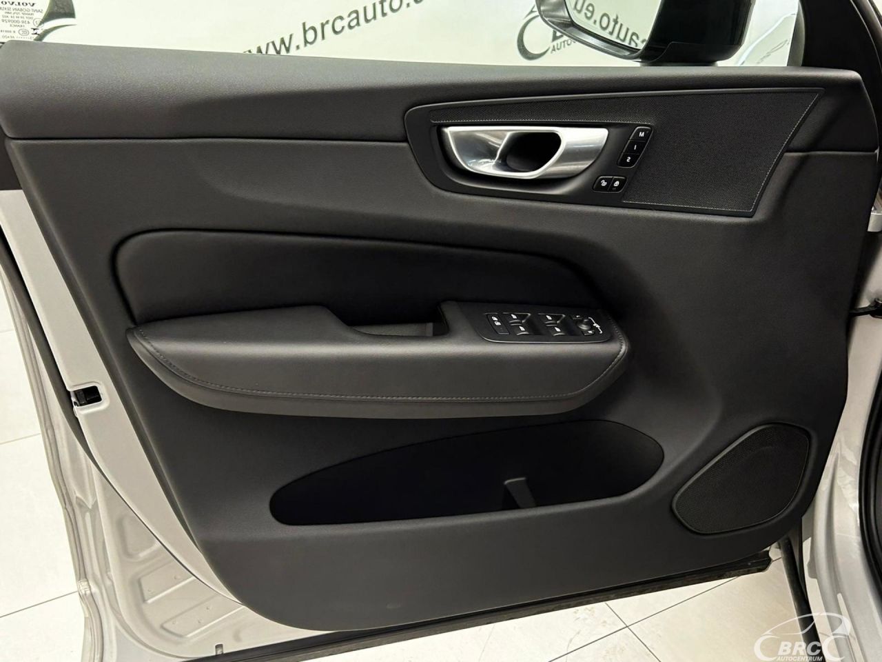 Volvo XC60 | 10