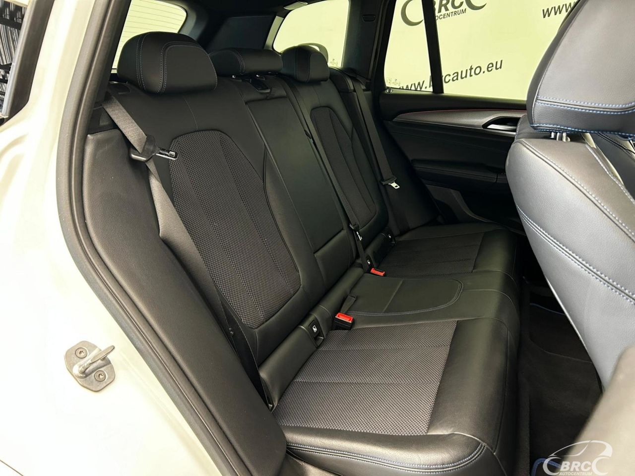 BMW X3 | 8