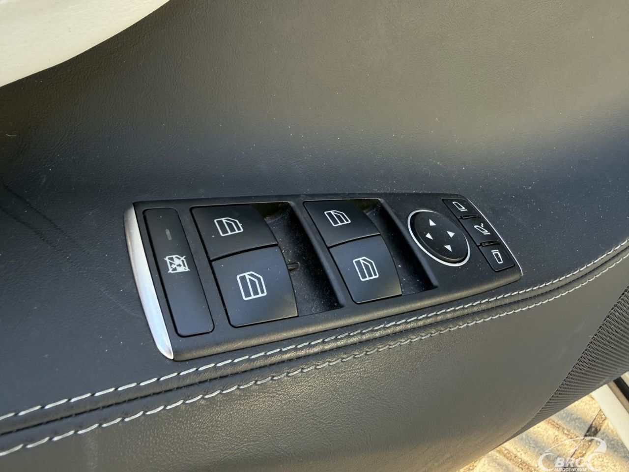 Tesla Model S | 17