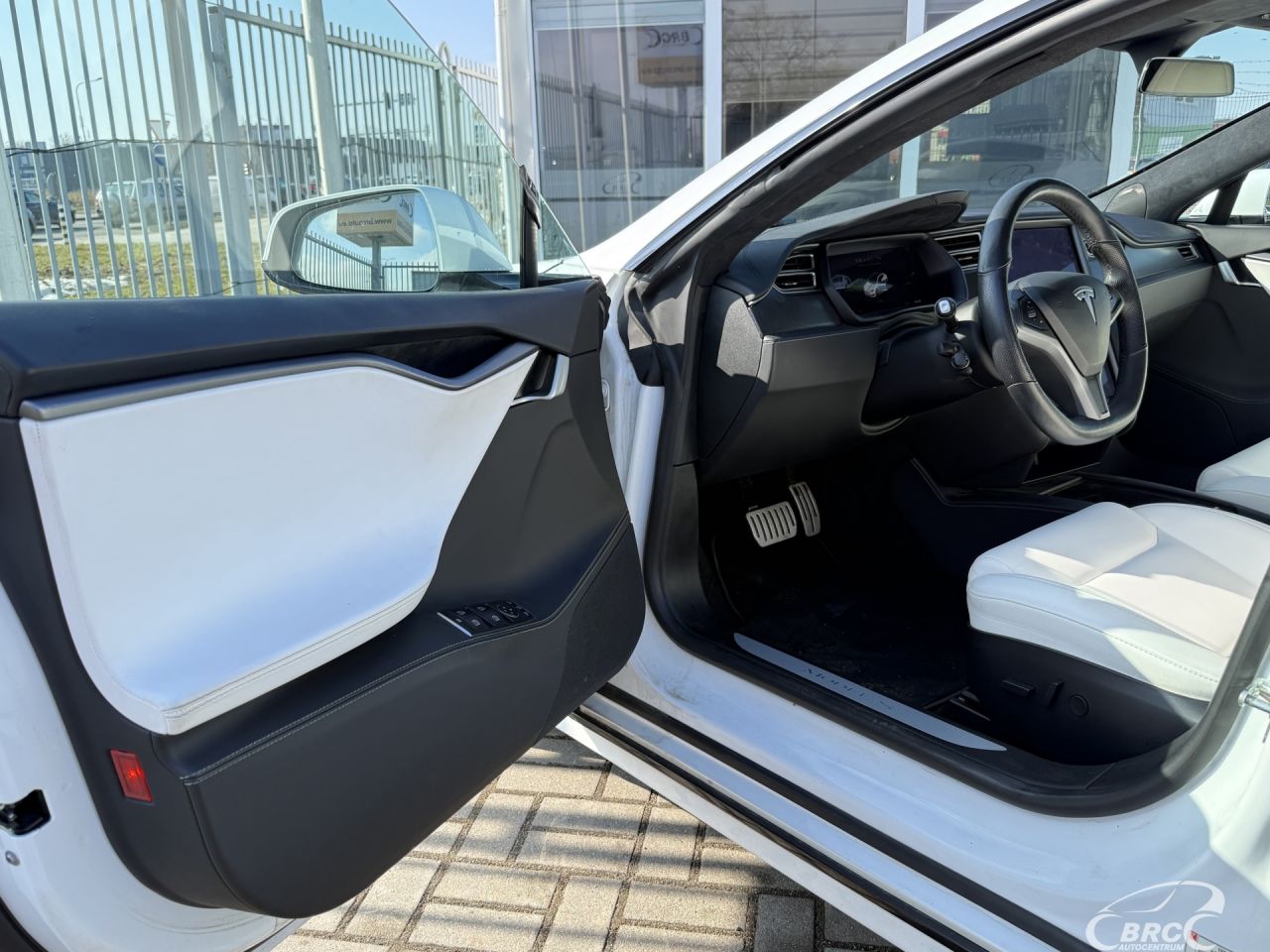 Tesla Model S | 15