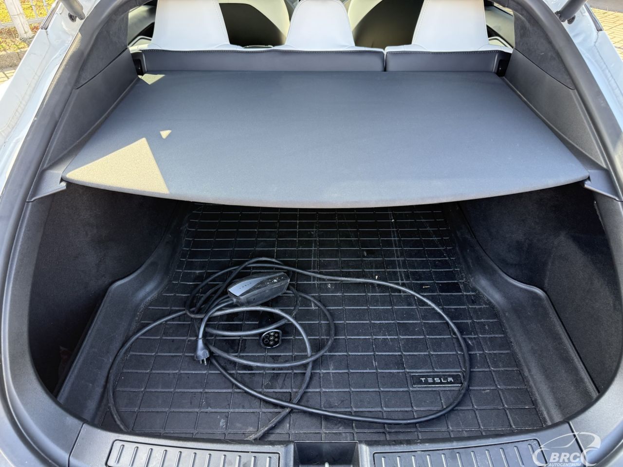 Tesla Model S | 9