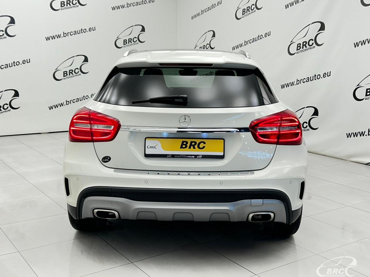 Mercedes-Benz GLA220 | 26