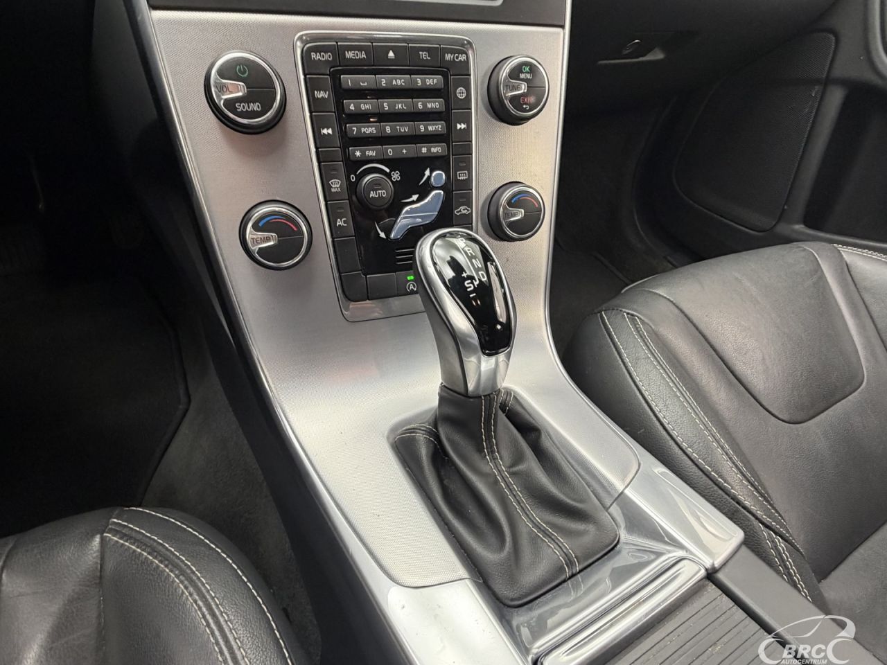 Volvo V60 | 23