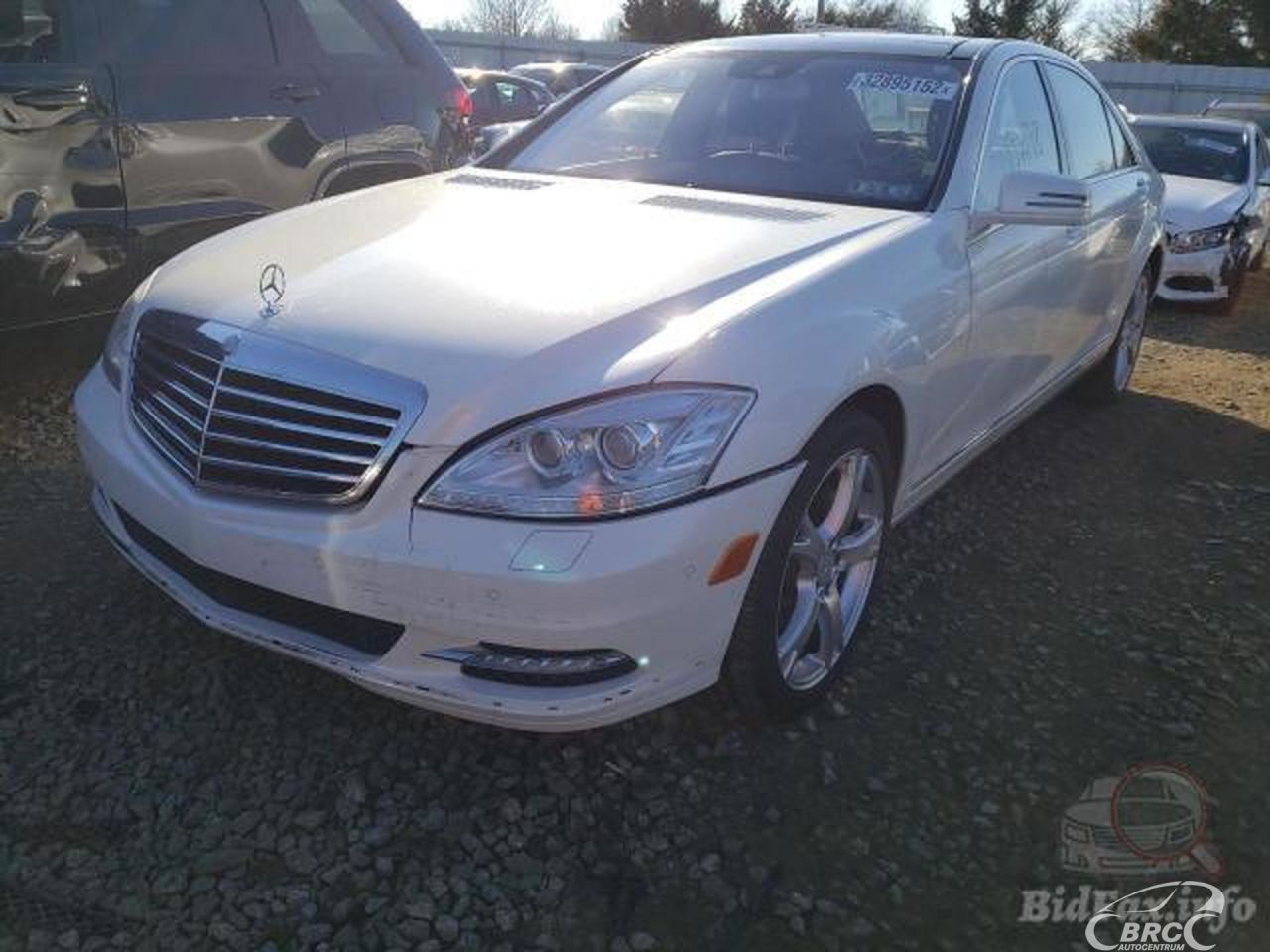Mercedes-Benz S550 | 60