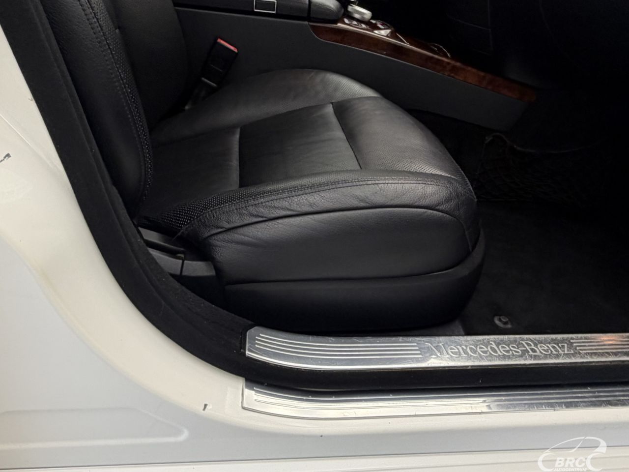 Mercedes-Benz S550 | 5