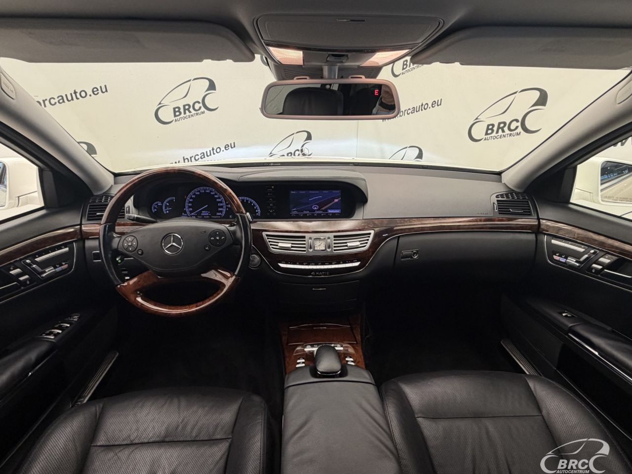 Mercedes-Benz S550 | 2