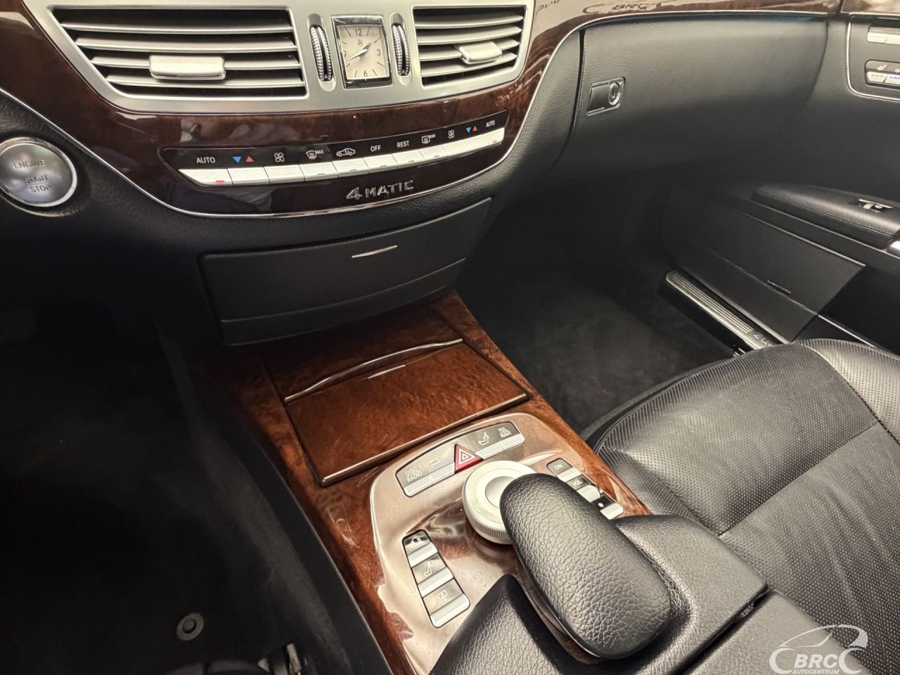 Mercedes-Benz S550 | 27