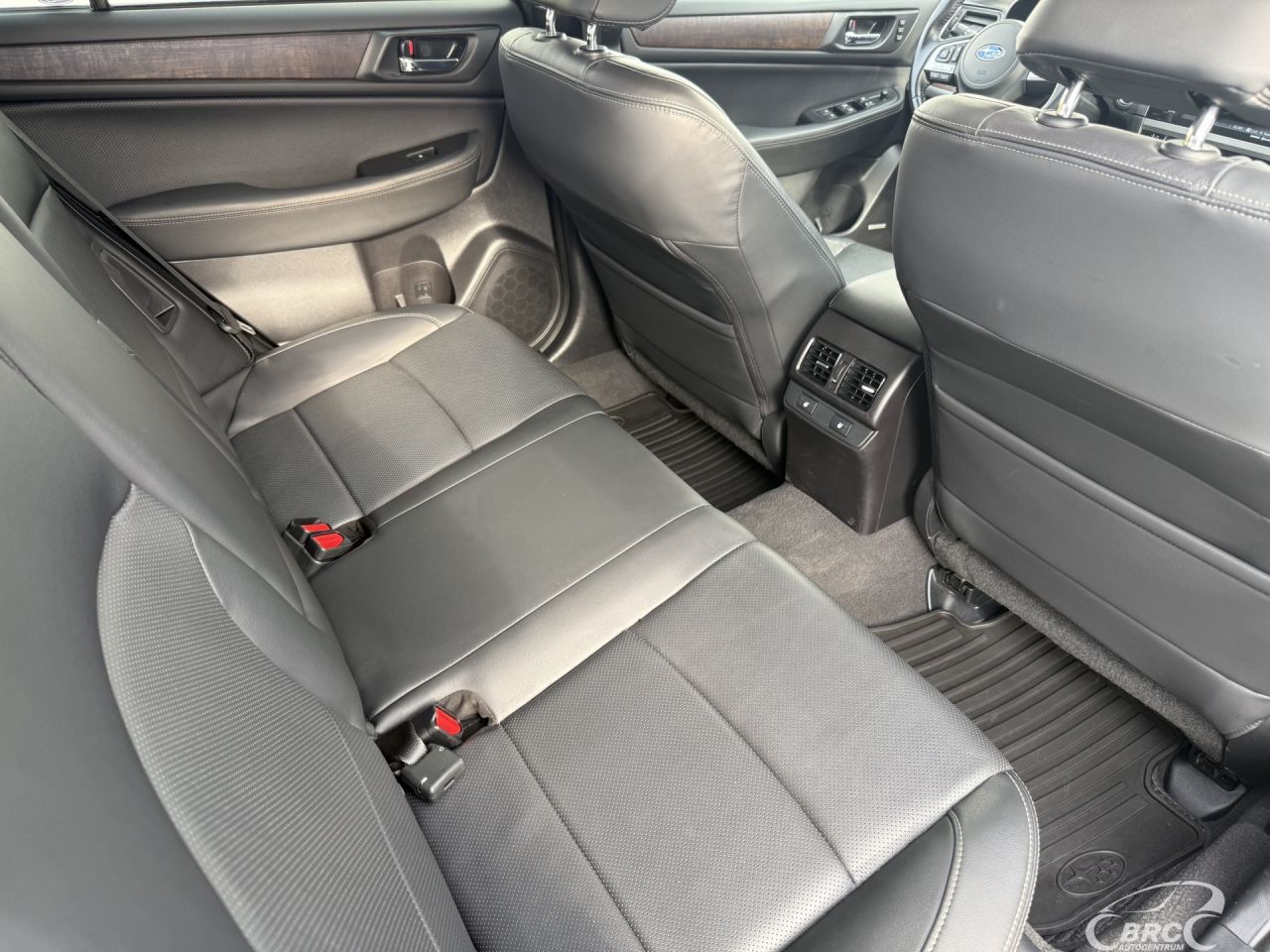 Subaru Outback | 10