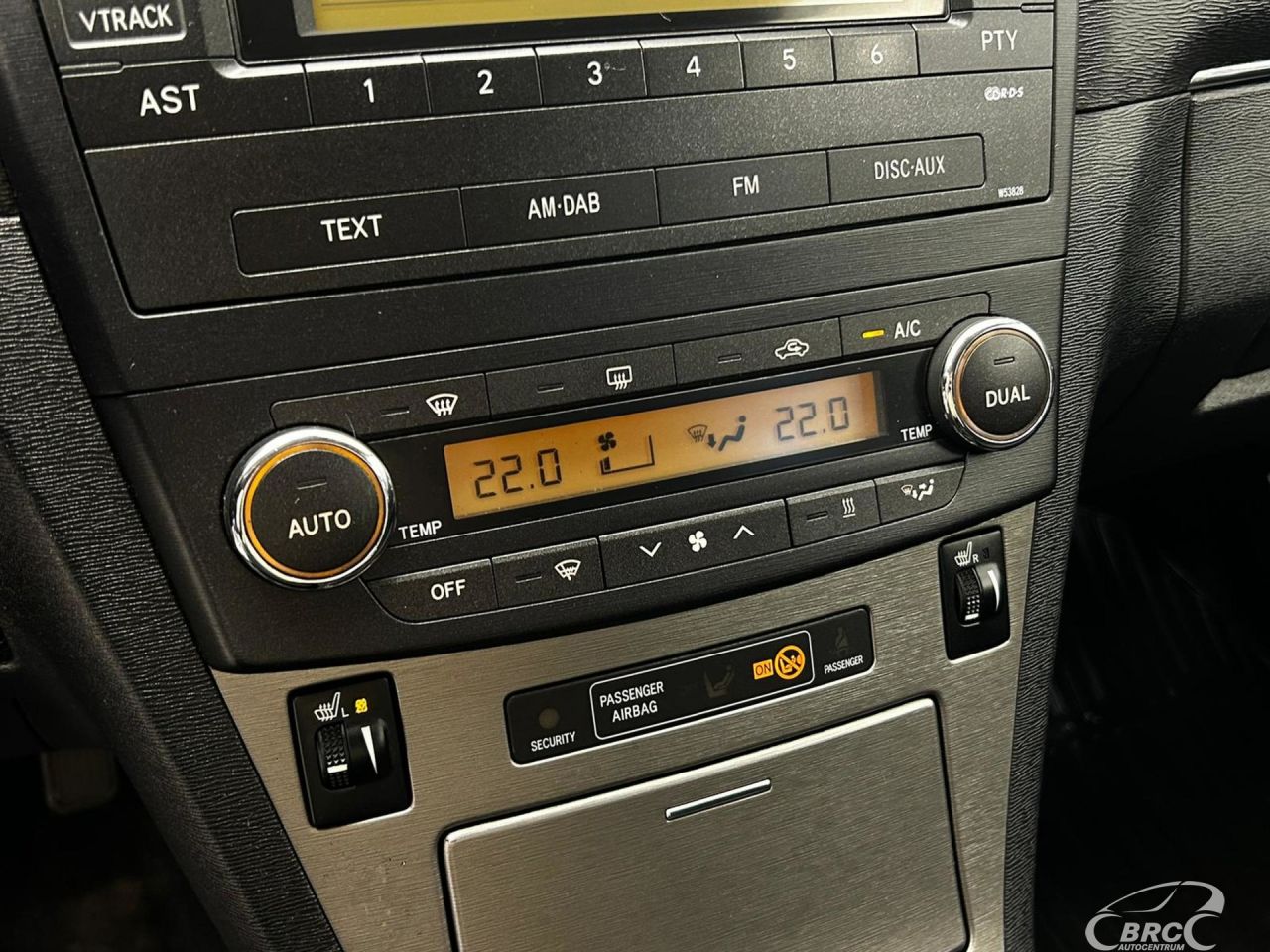 Toyota Avensis | 18