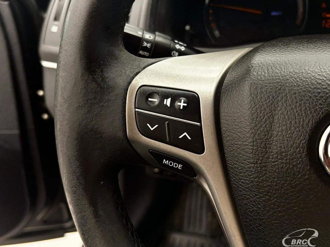 Toyota Avensis | 11