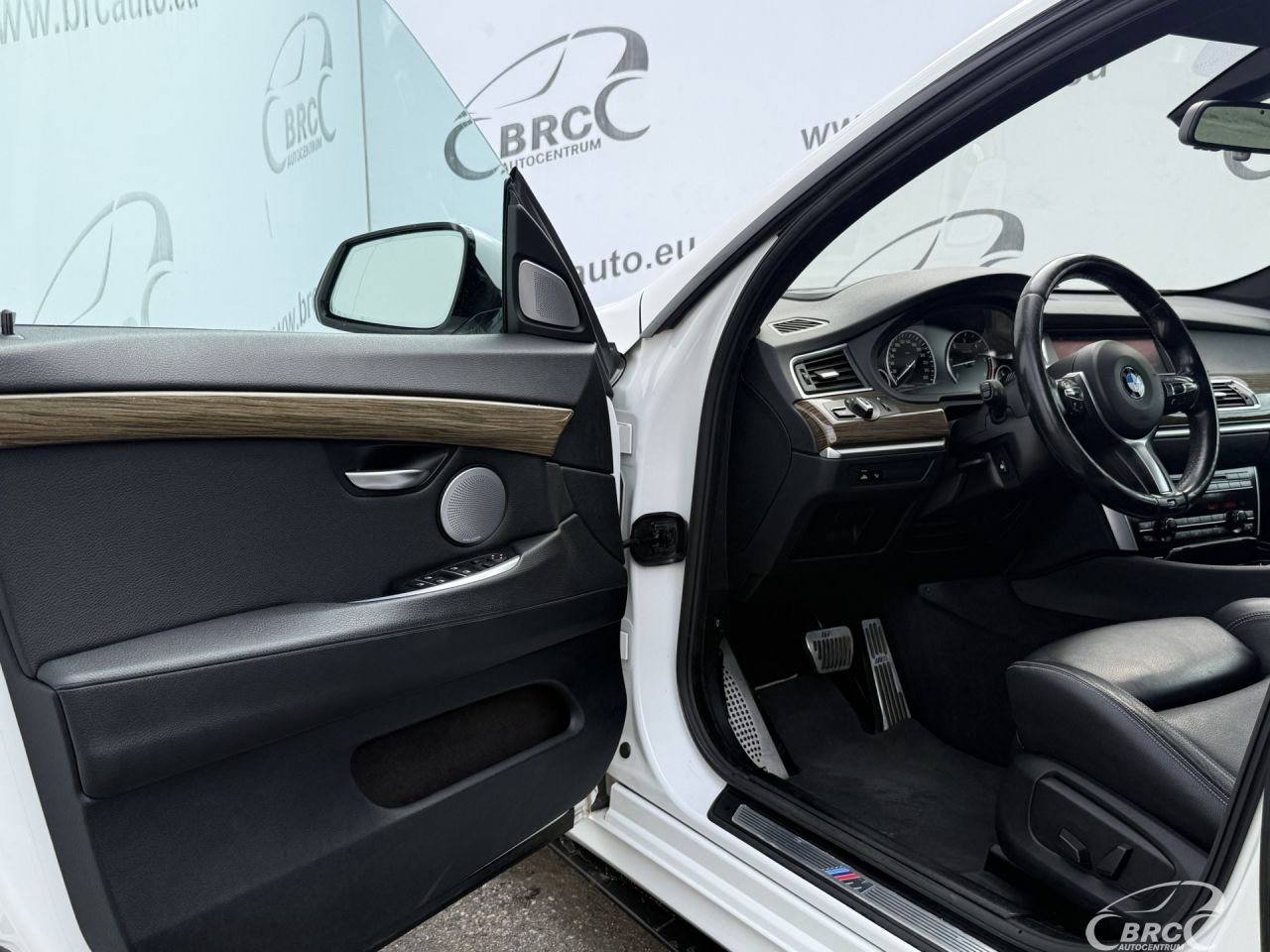 BMW 530 | 16