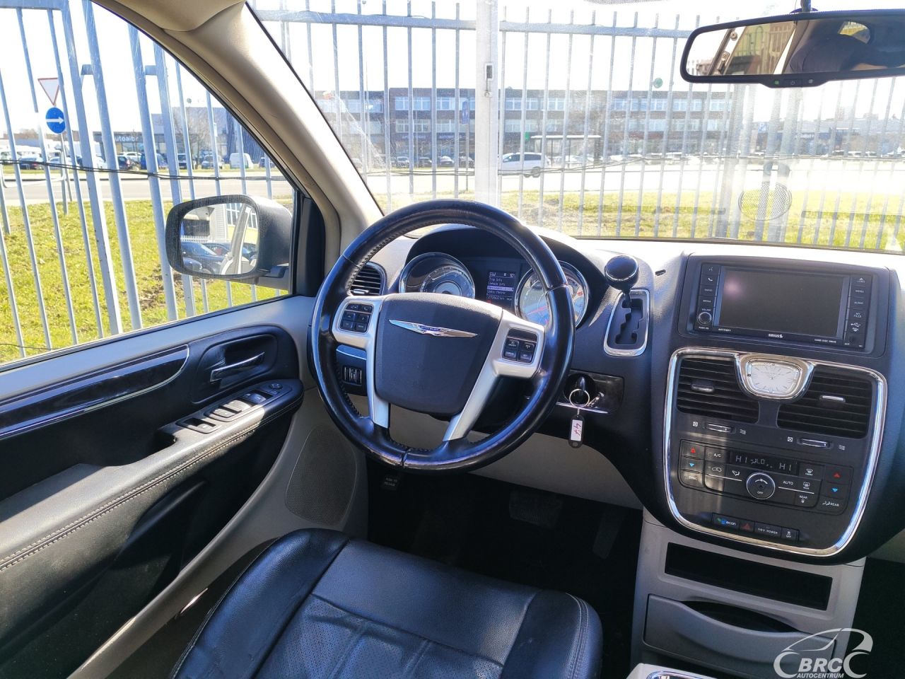 Chrysler Town & Country | 2