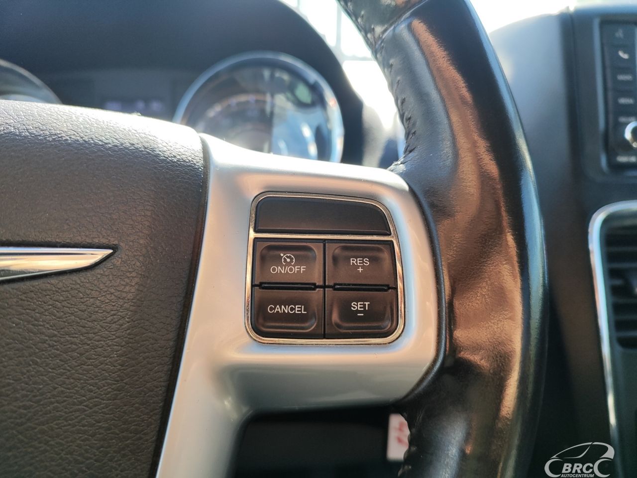 Chrysler Town & Country | 20