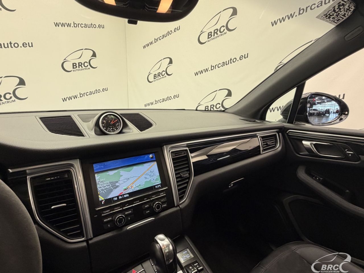 Porsche Macan | 27