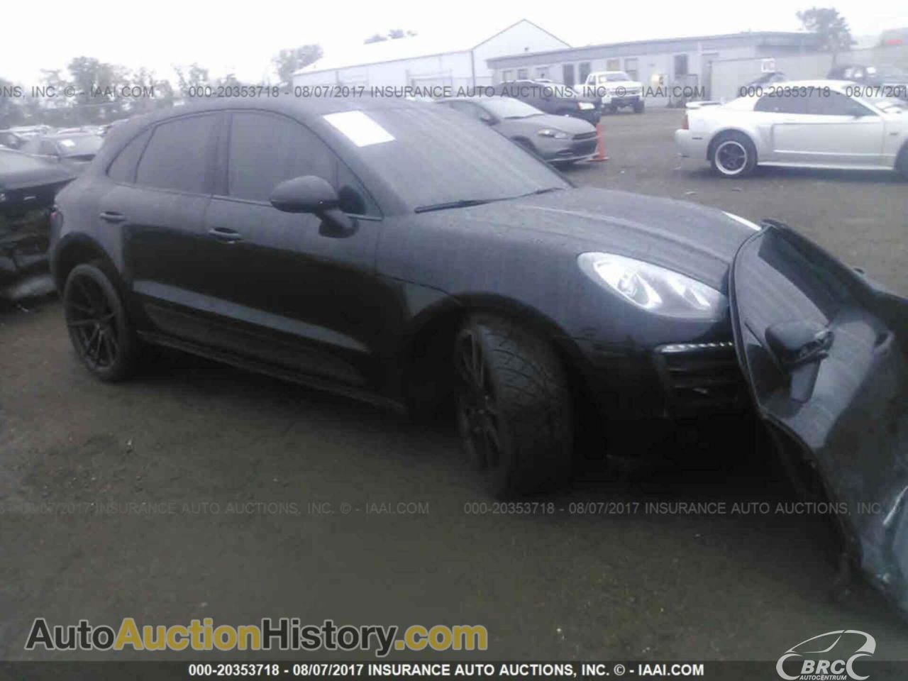 Porsche Macan | 50