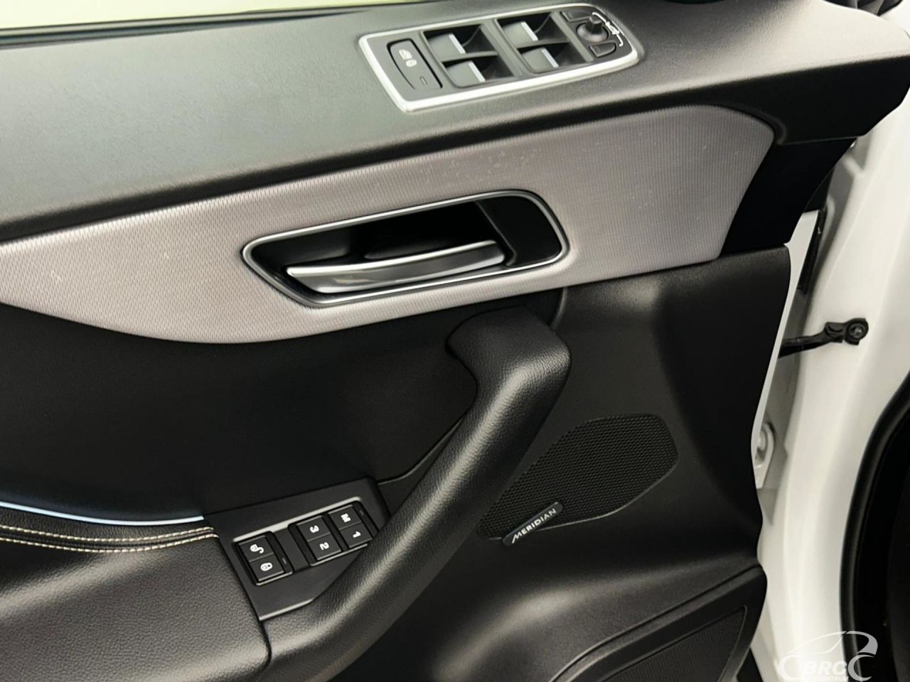 Jaguar F-Pace | 10