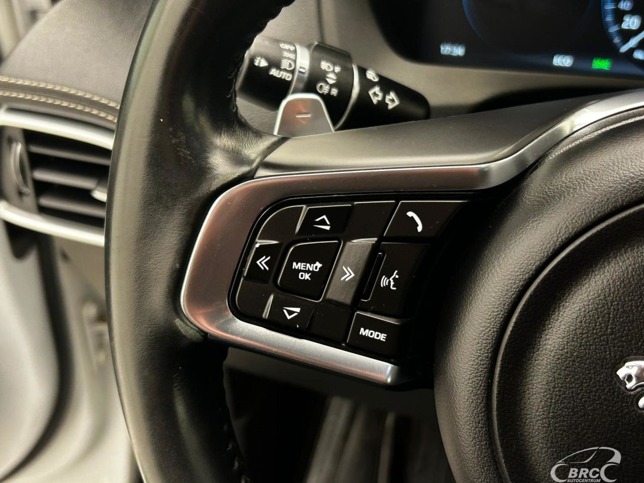 Jaguar F-Pace | 13