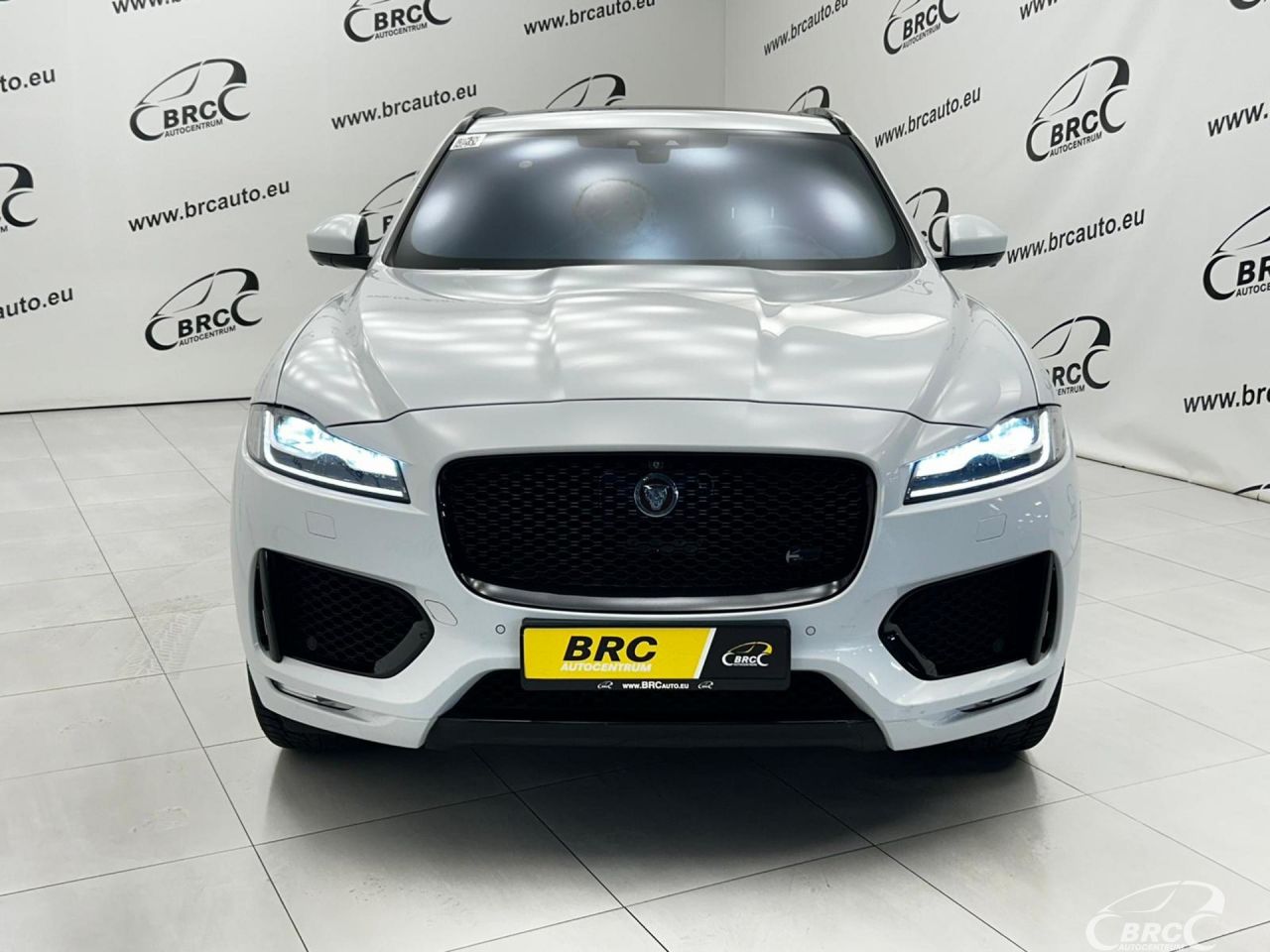 Jaguar F-Pace | 26