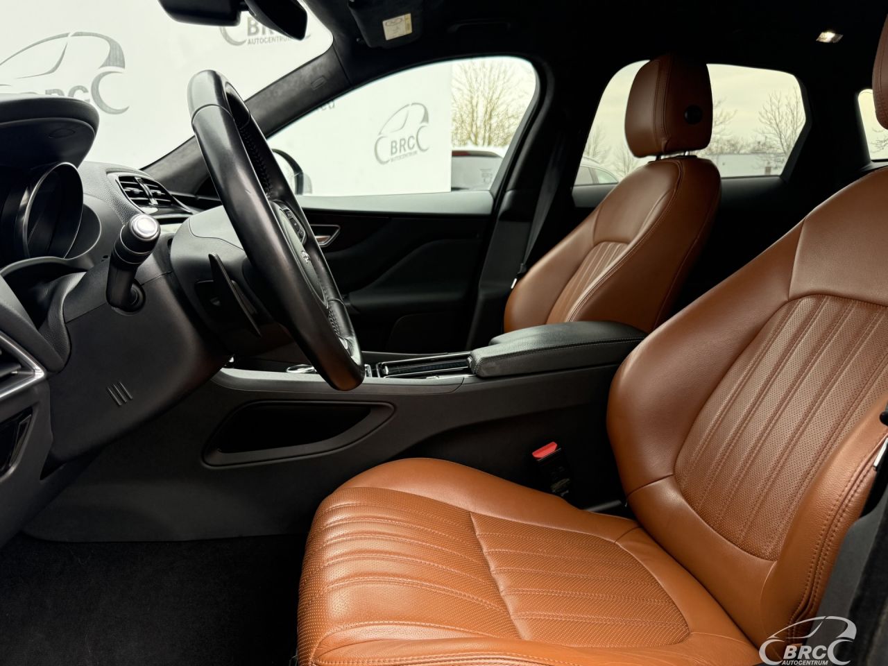 Jaguar F-Pace | 15
