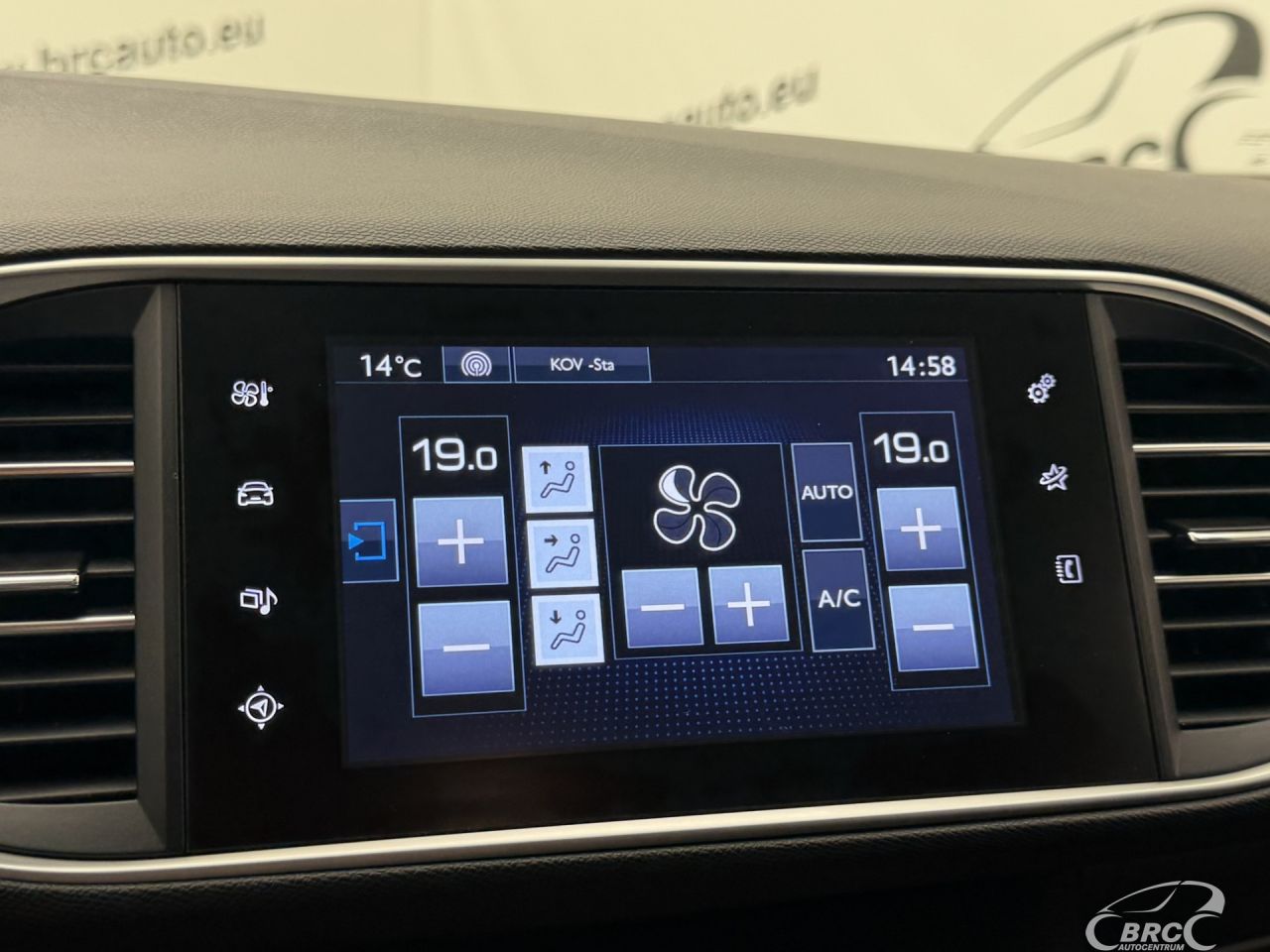 Peugeot 308 | 30