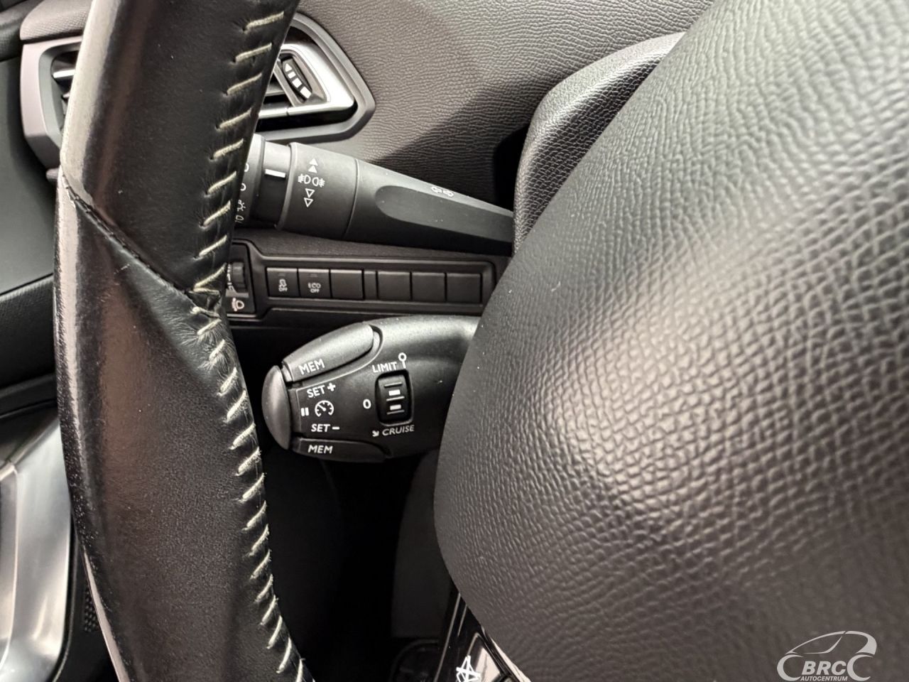 Peugeot 308 | 46