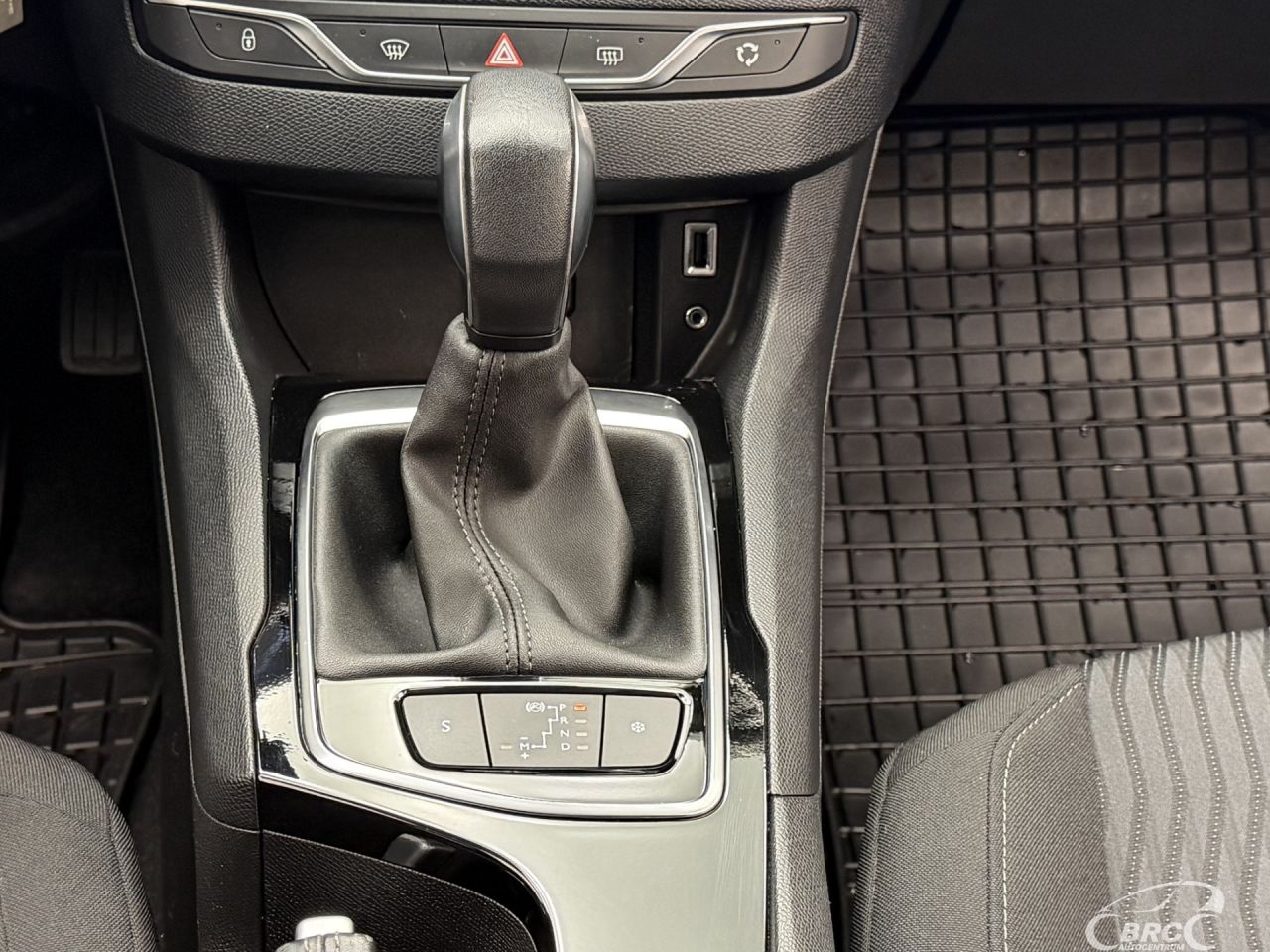 Peugeot 308 | 16