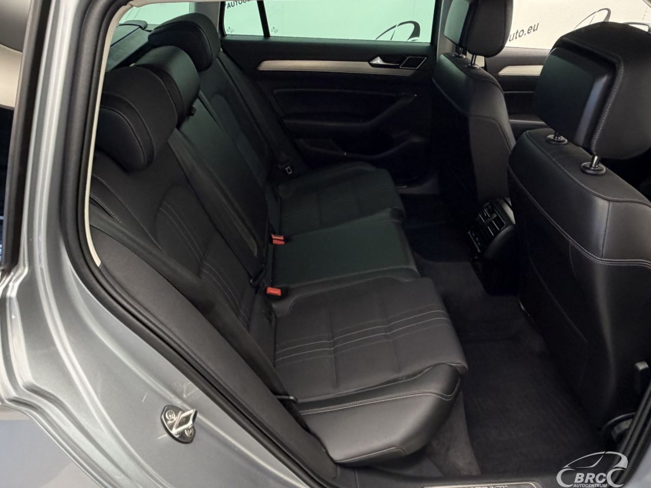 Volkswagen Passat | 10
