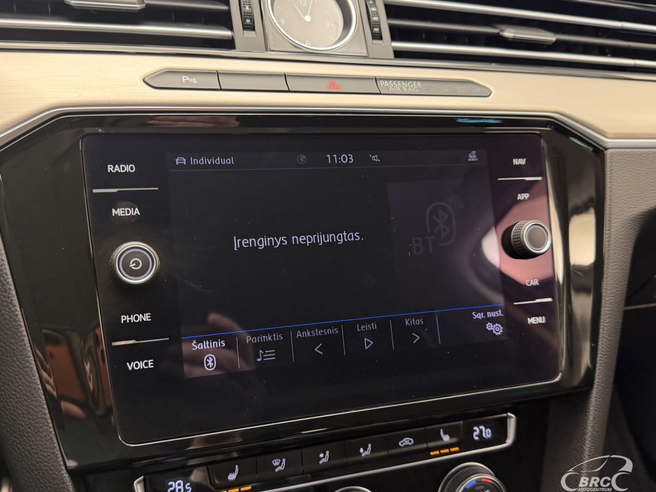 Volkswagen Passat | 37