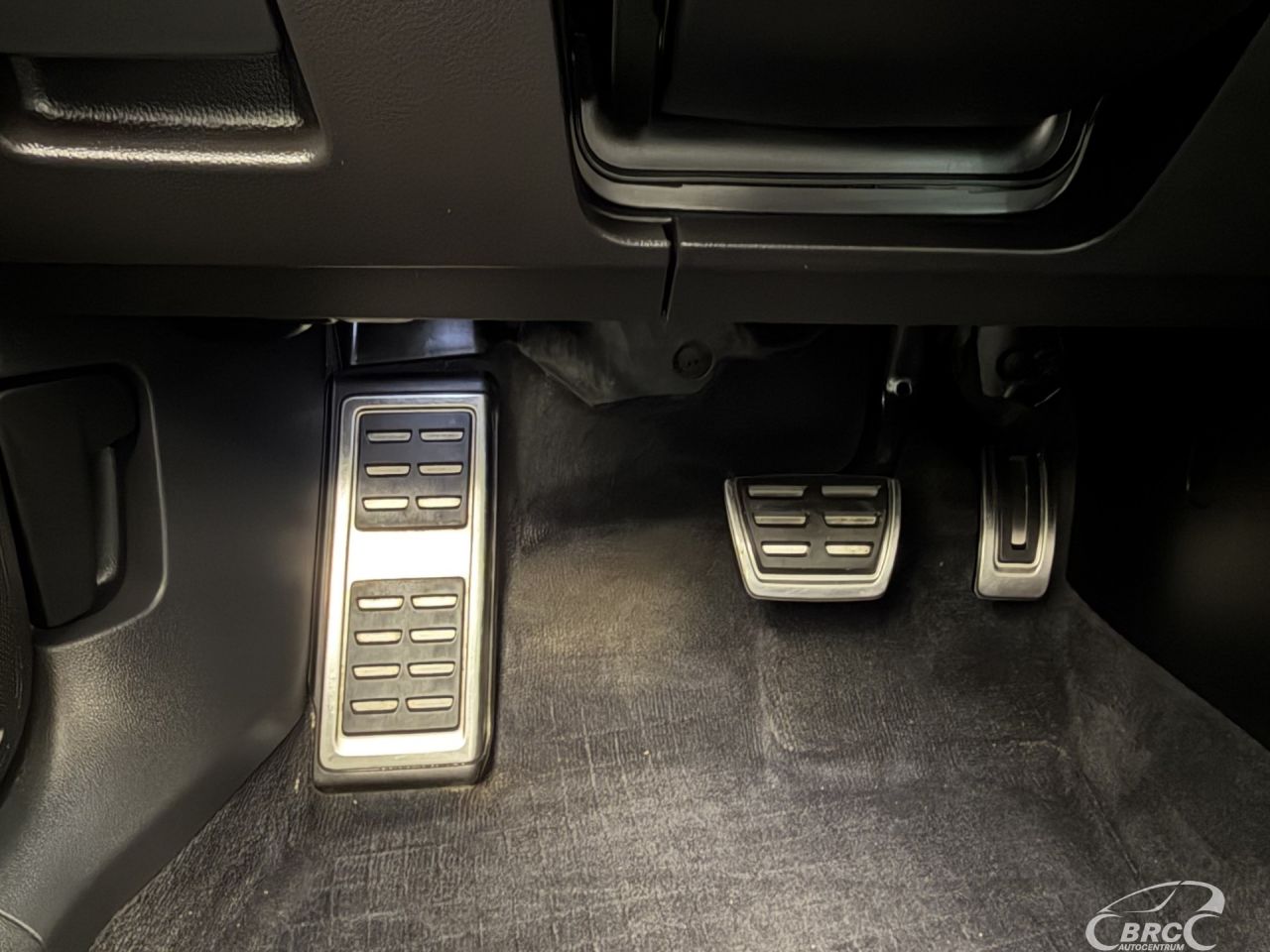 Volkswagen Passat | 34