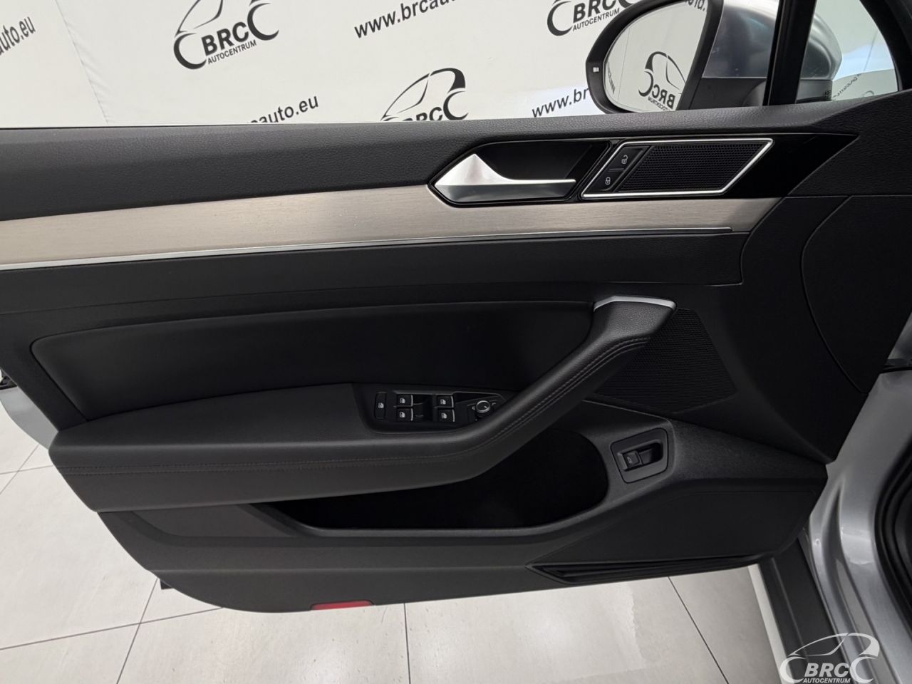 Volkswagen Passat | 21