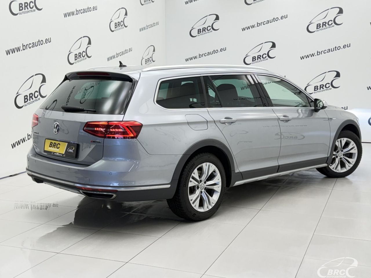 Volkswagen Passat | 1