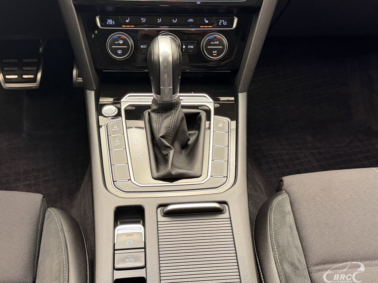 Volkswagen Passat | 18