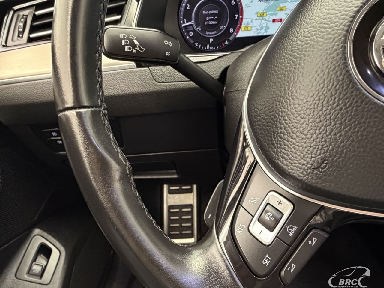 Volkswagen Passat | 33