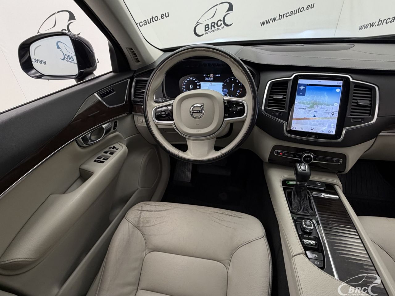 Volvo XC90 | 15