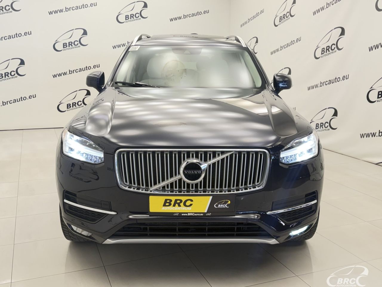 Volvo XC90 | 49