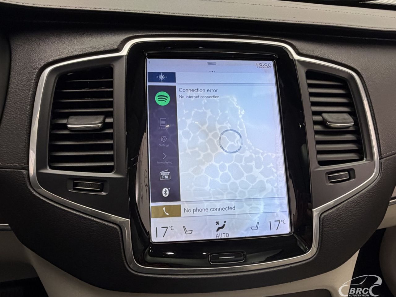 Volvo XC90 | 44