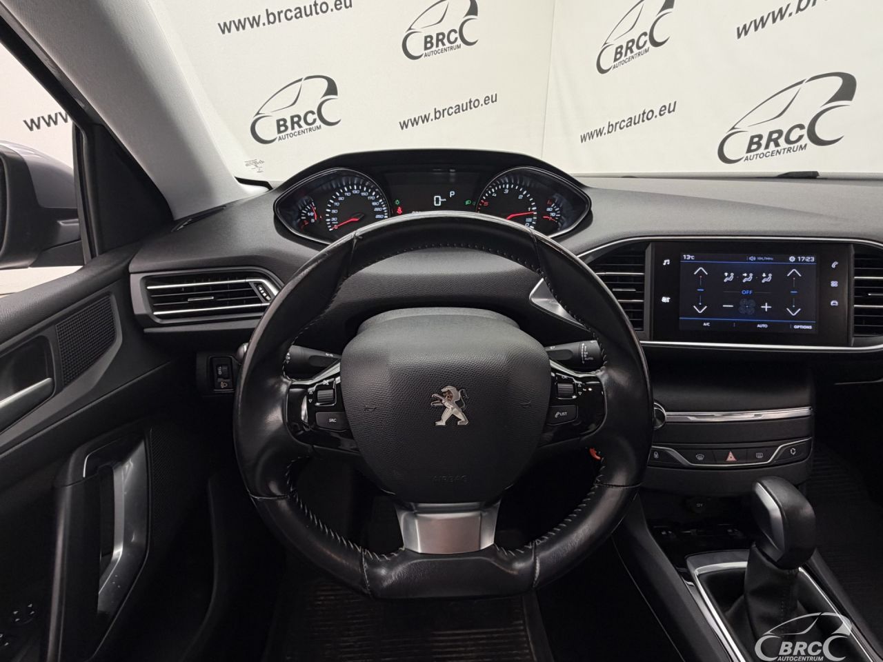 Peugeot 308 | 24