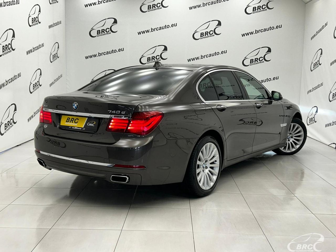 BMW 740 | 1