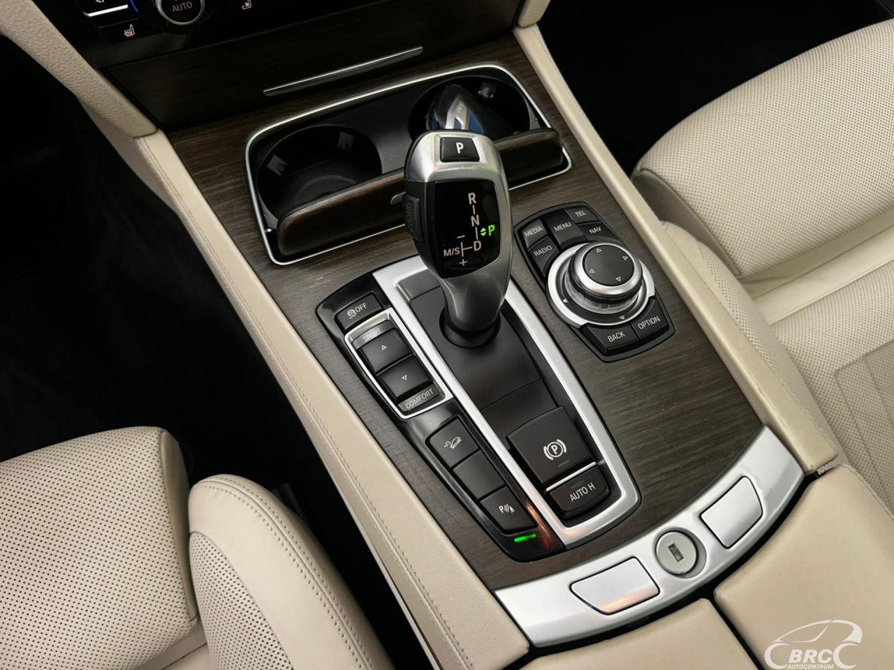 BMW 740 | 21