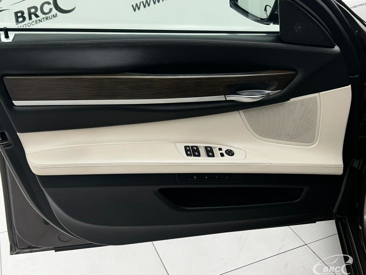 BMW 740 | 5