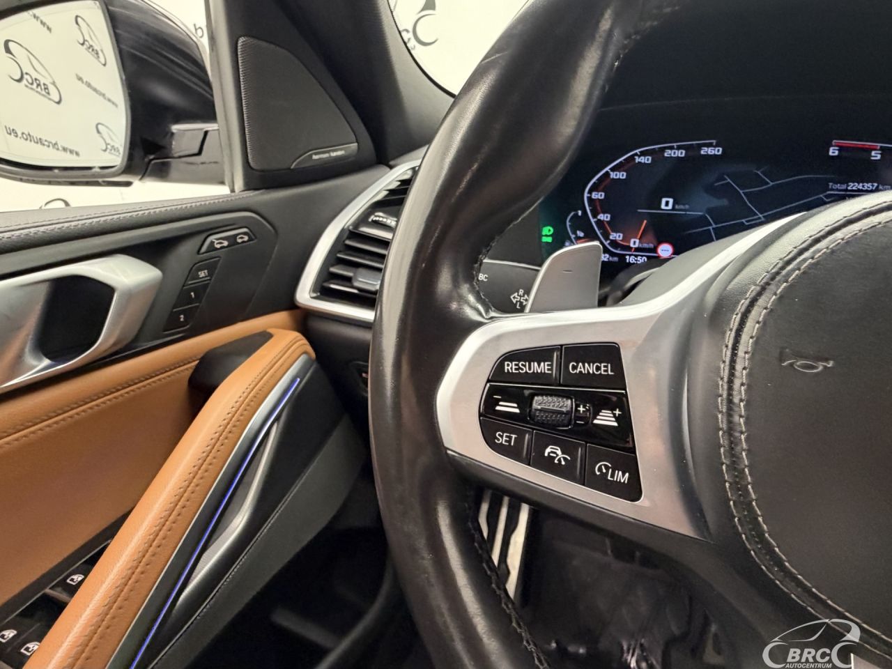 BMW X6 | 32