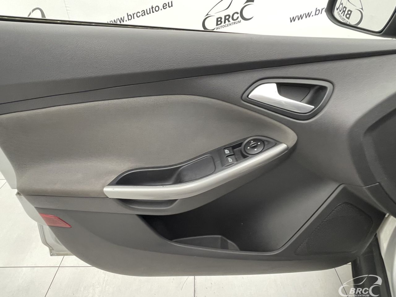 Ford Focus | 19
