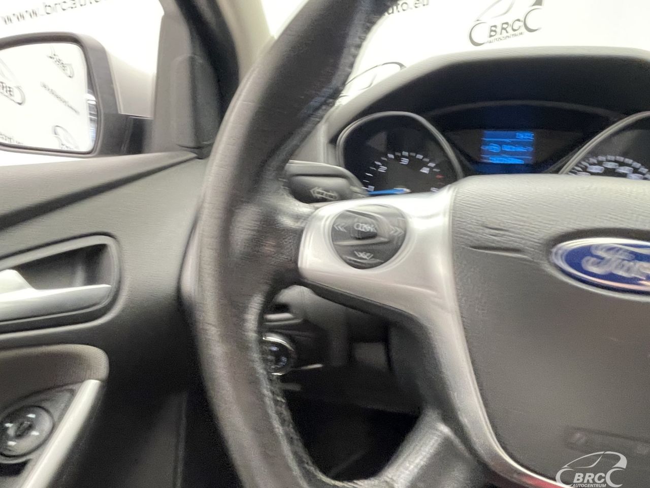 Ford Focus | 28