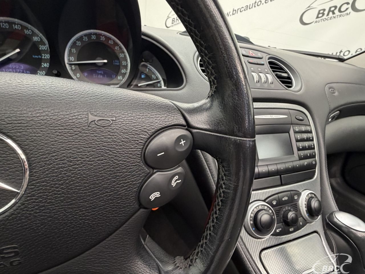 Mercedes-Benz SL350 | 25